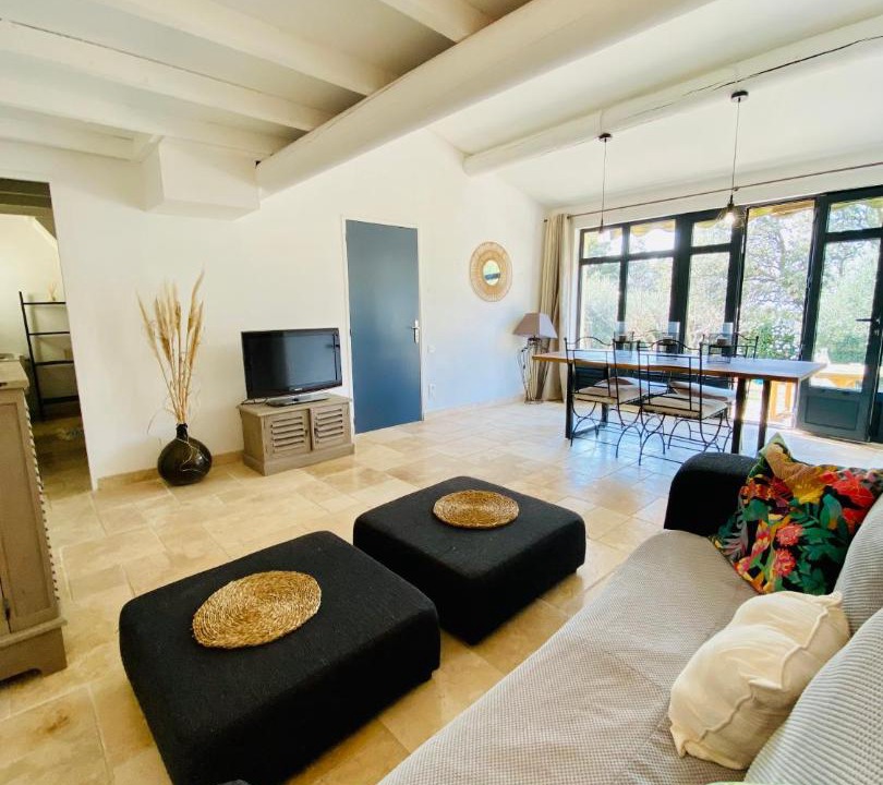 Photo of Livingroom in Lagnes