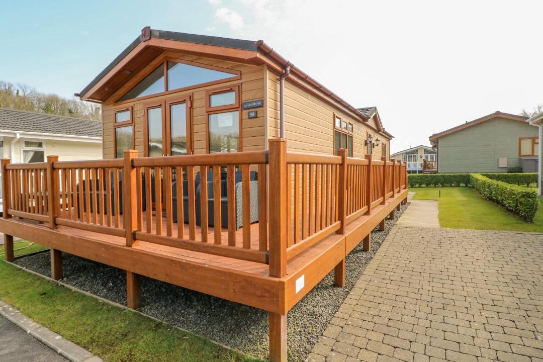 Photo of Buildings in Amroth