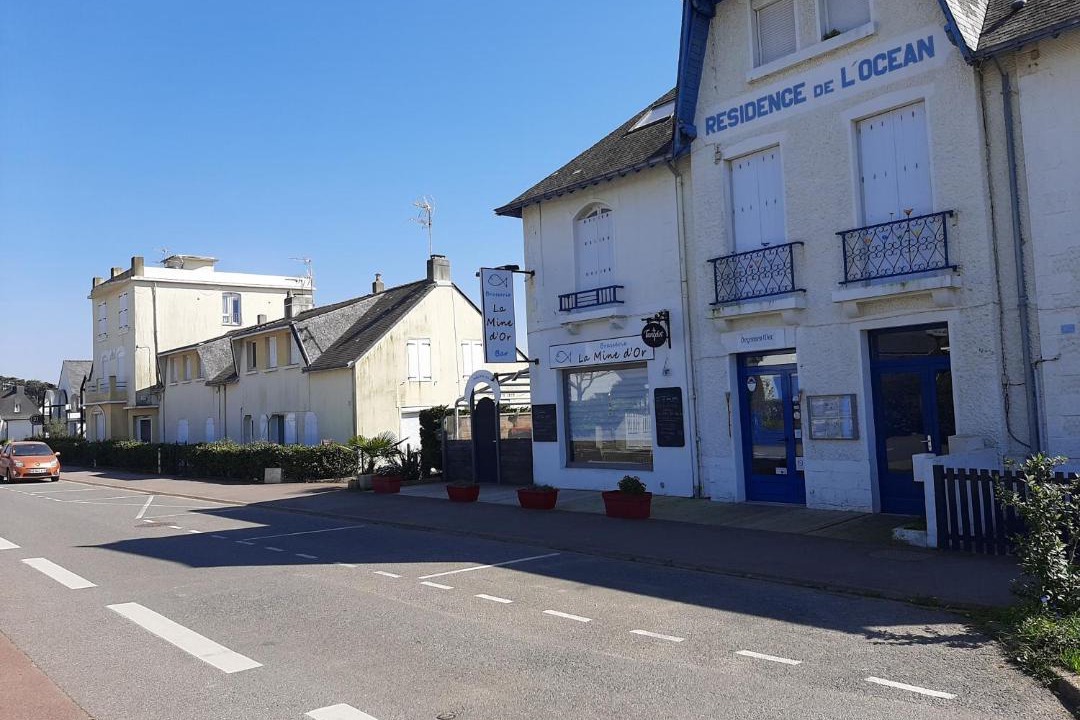 Photo of Buildings in Penestin