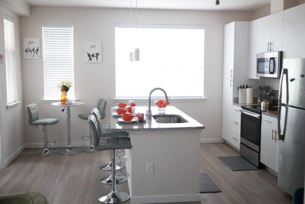 Photo of Others in Downtown Baltimore