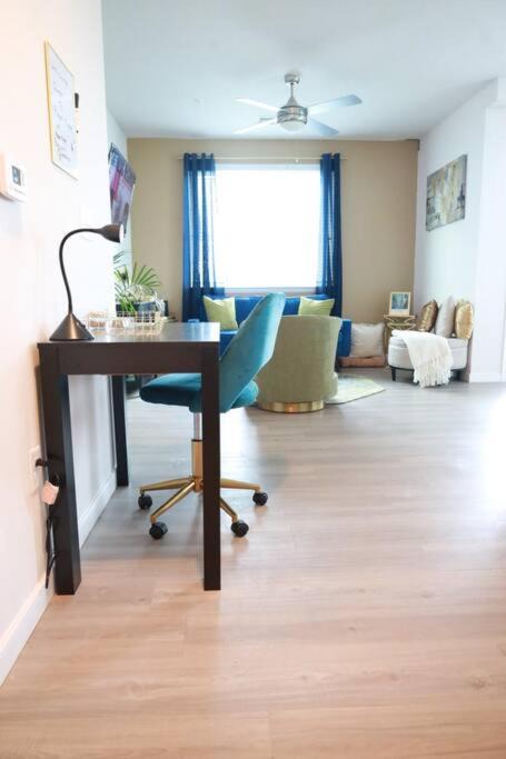 Photo of Livingroom in Downtown Baltimore