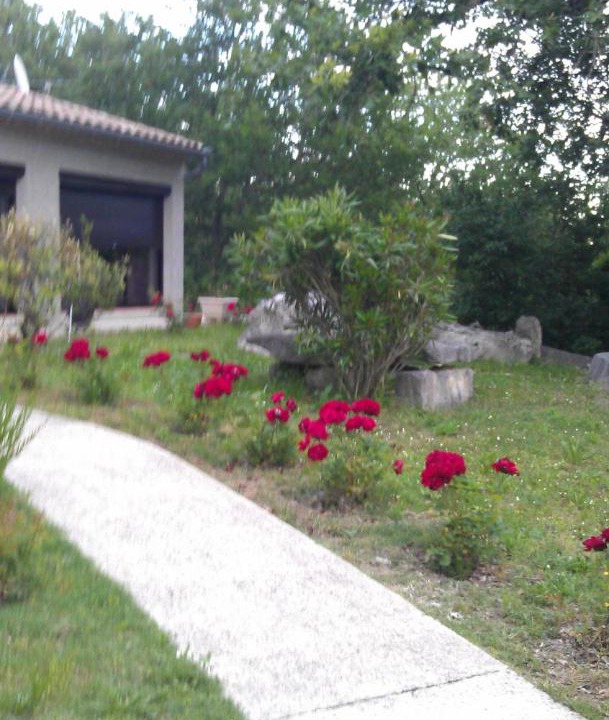 Photo of Buildings in Saint Alban Auriolles