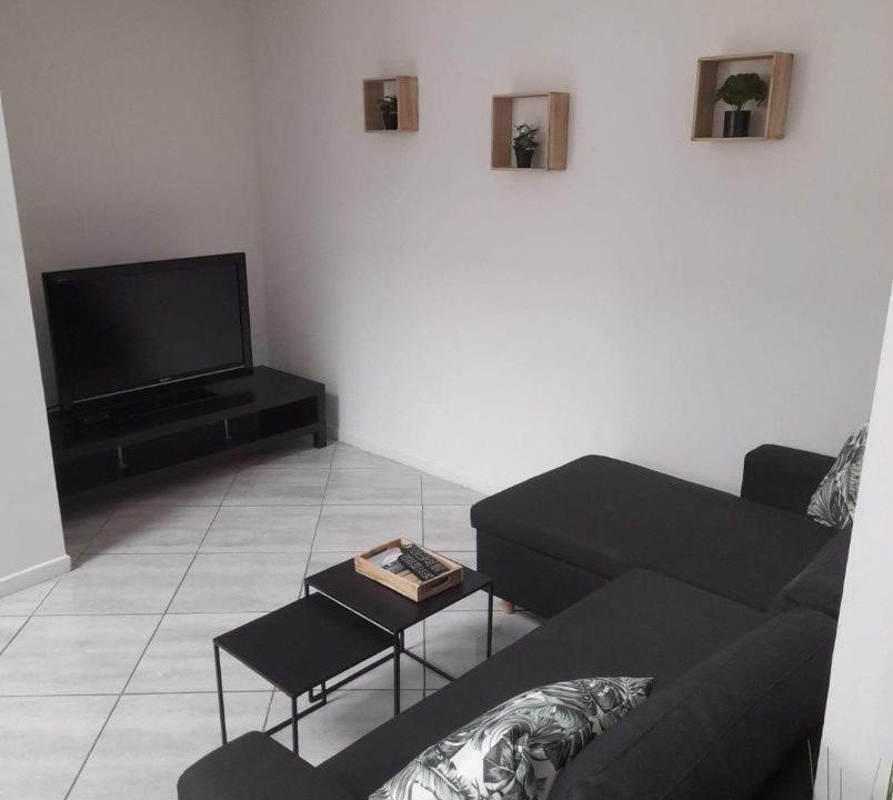Photo of Livingroom in Paroy-sur-Tholon