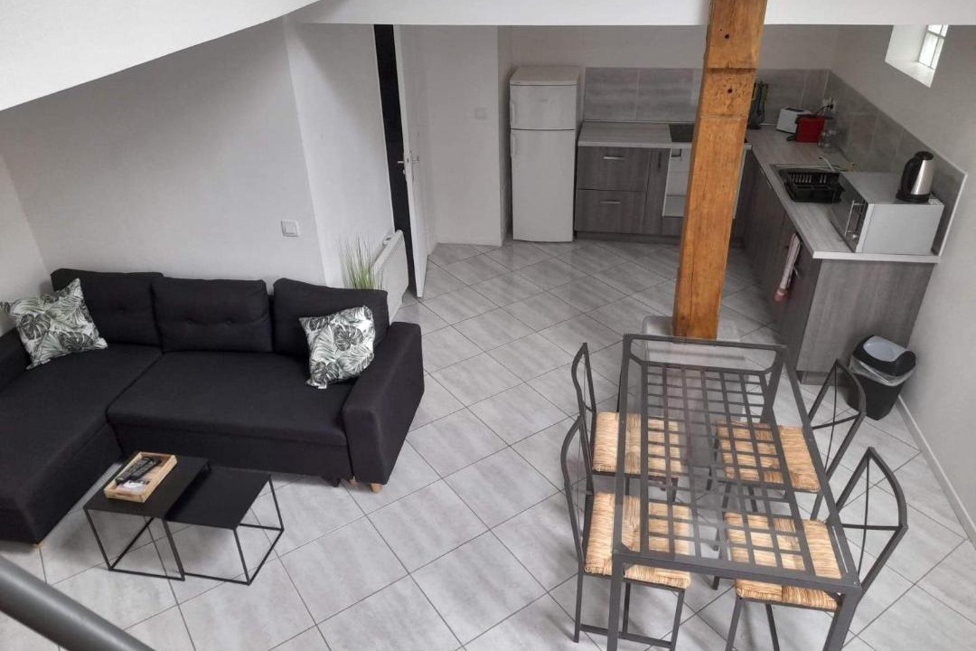 Photo of Livingroom in Paroy-sur-Tholon