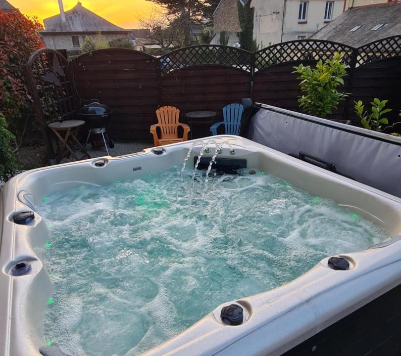 Photo of Others in Pontorson