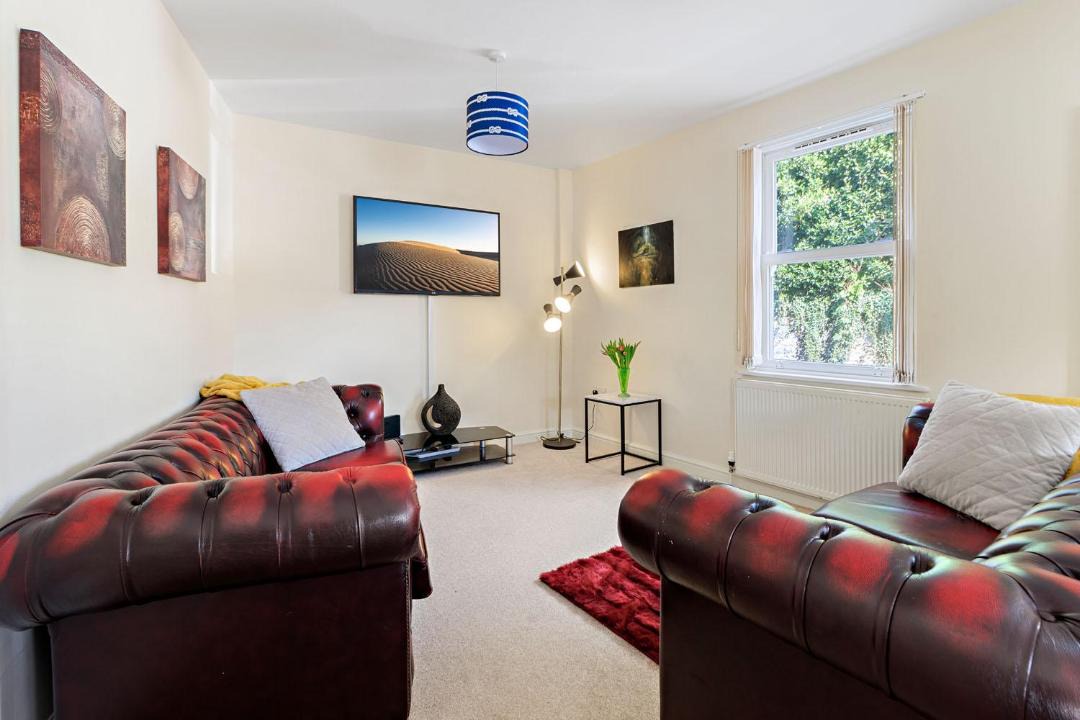 Photo of Livingroom in Torquay City Centre