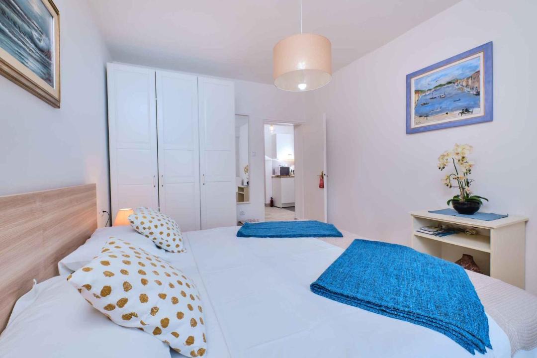 Photo of Bedroom in Cove Murtar