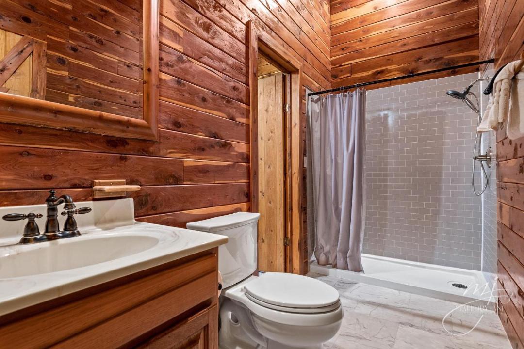 Photo of Bathroom in Compton