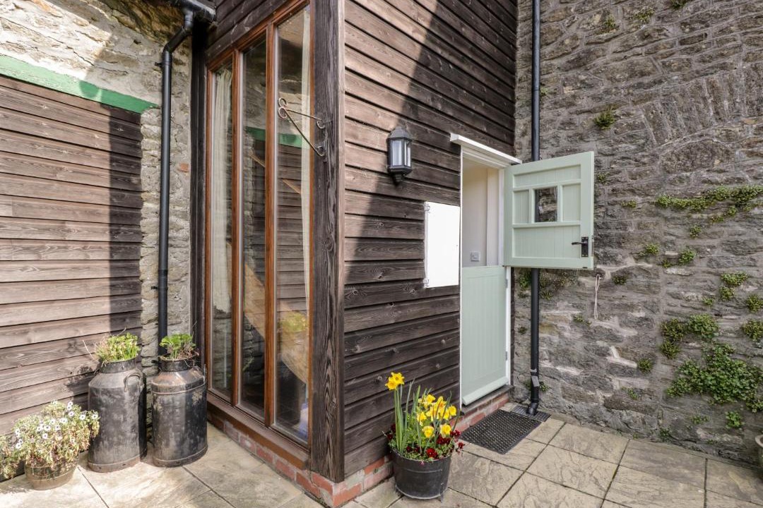 Photo of Others in East Chelborough