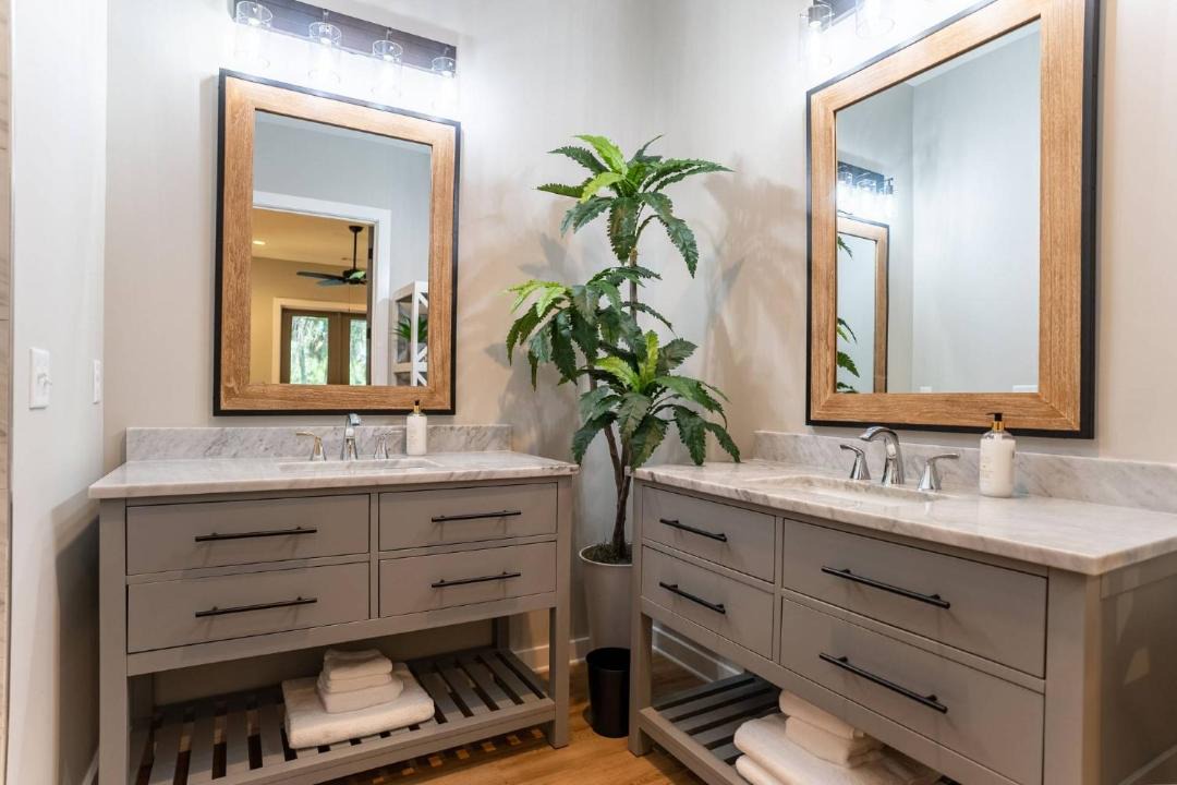 Photo of Others in Saint Helena Island