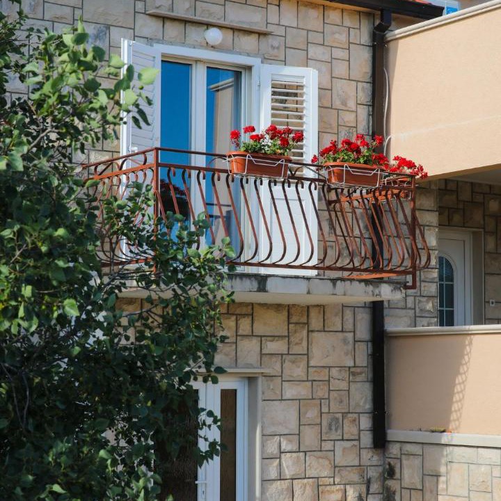Photo of Buildings in Donji Humac