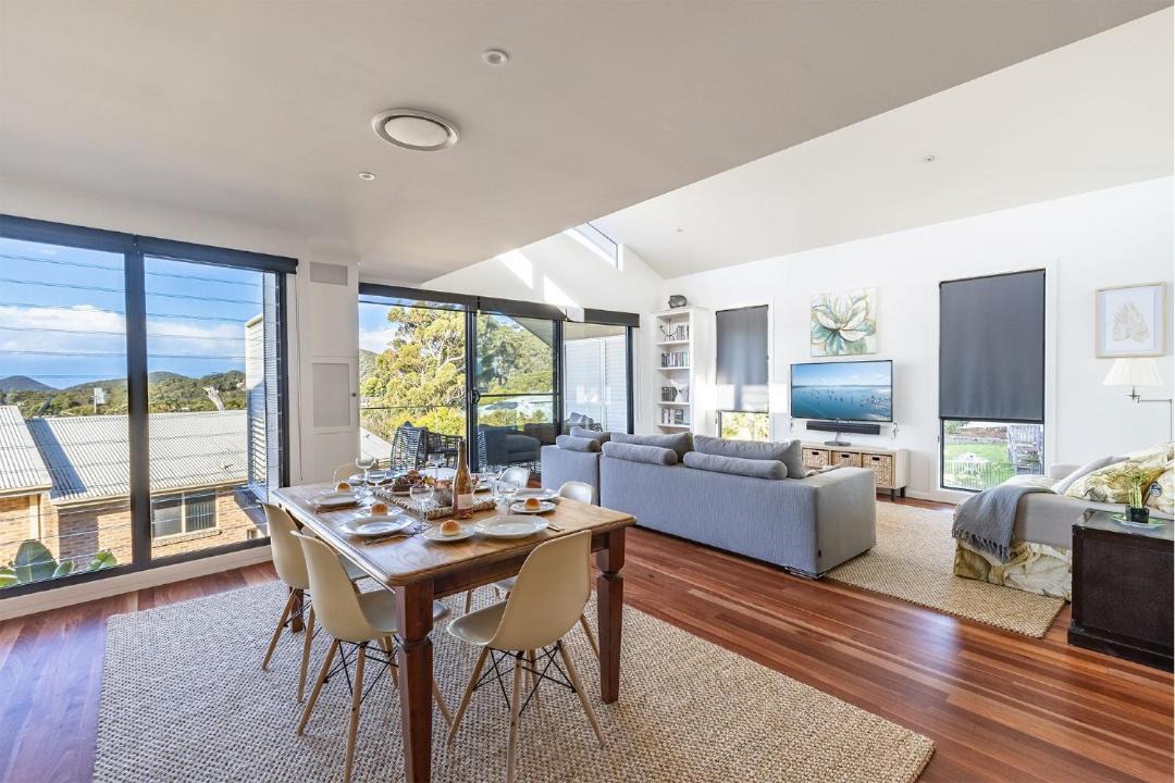 Photo of Livingroom in Nelson Bay