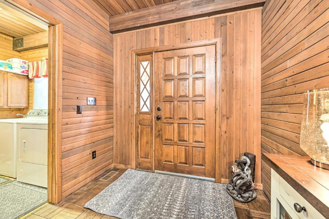 Photo of Others in Syracuse