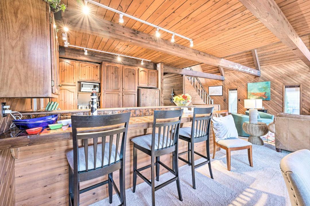 Photo of Others in Syracuse