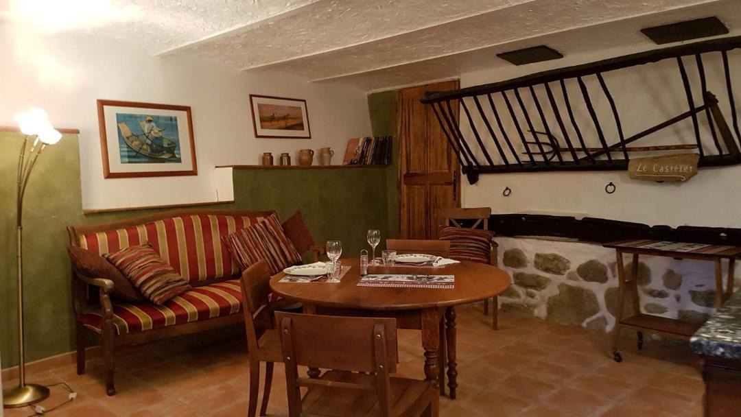 Photo of Livingroom in Laragne-Monteglin