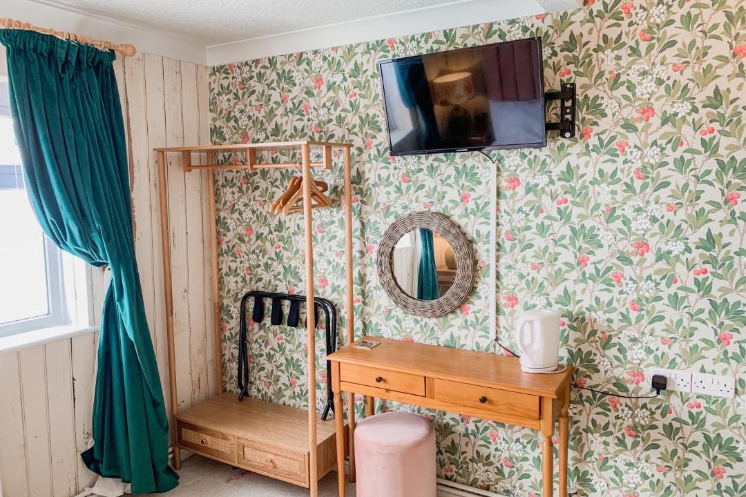 Photo of Others in Sandown