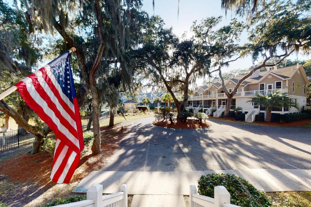 Photo of Buildings in St. Simons Island