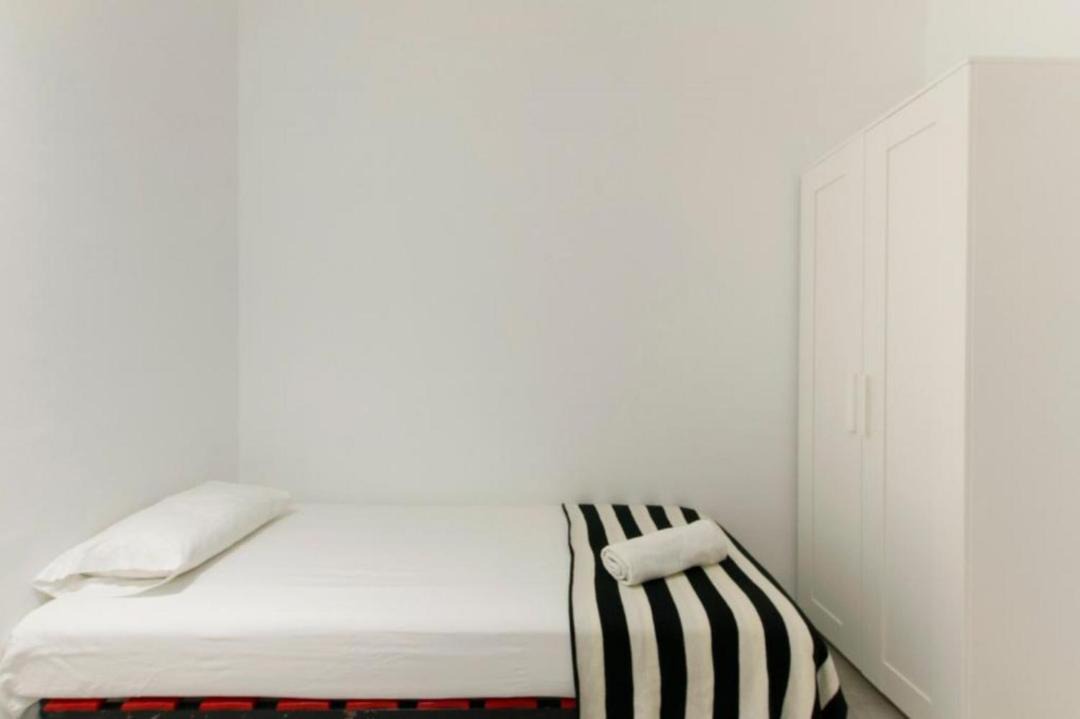 Photo of Bedroom in El Poble-sec