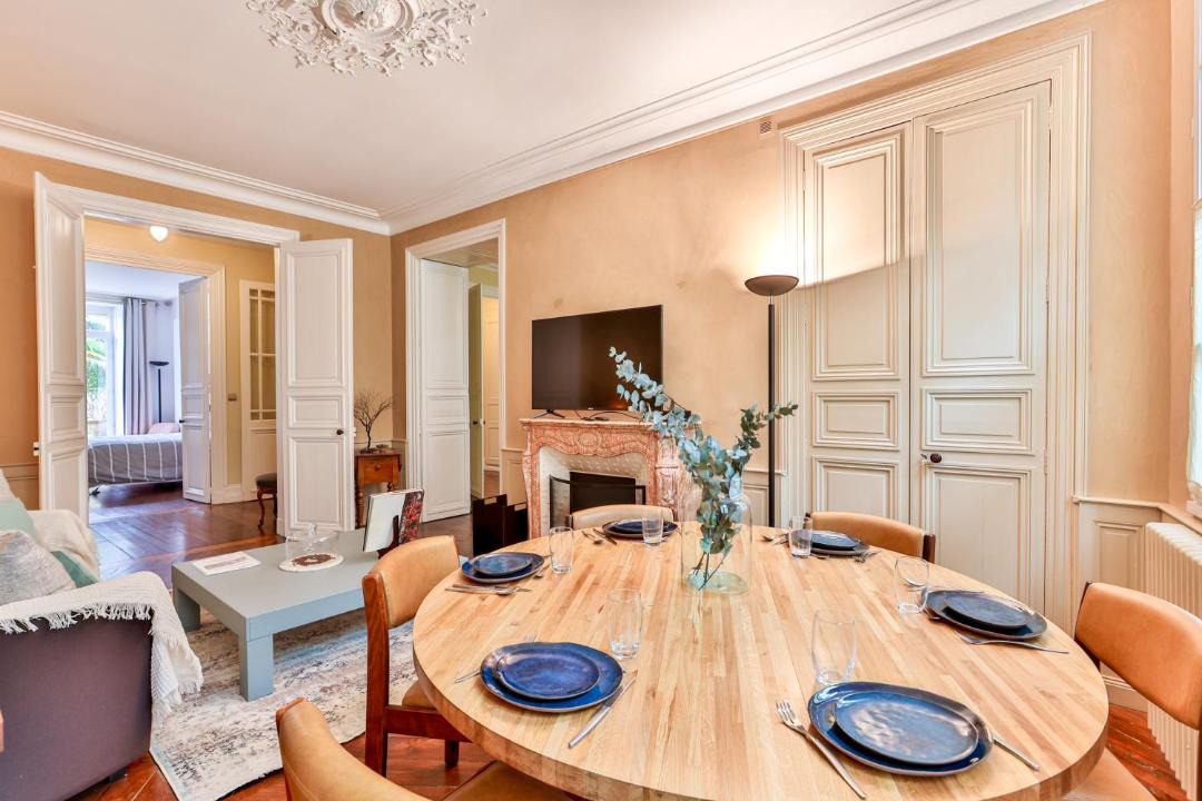 Photo of Others in Cognac