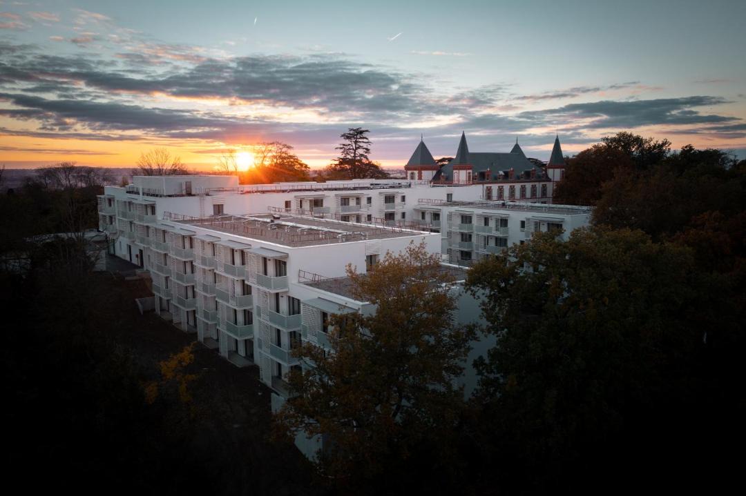 Photo of Buildings in Pin-Balma