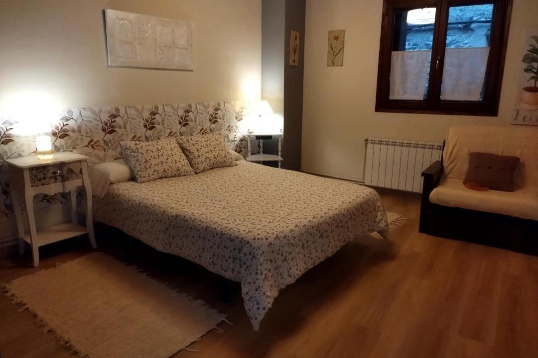 Photo of Bedroom in Surp