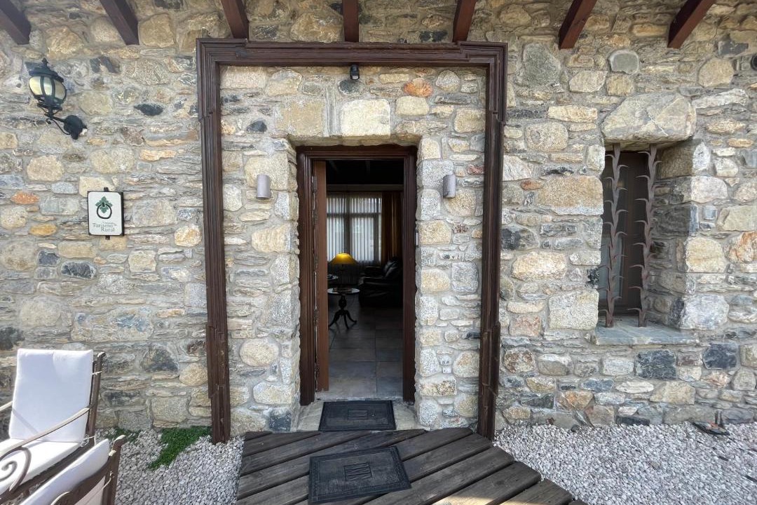 Photo of Buildings in Benasque