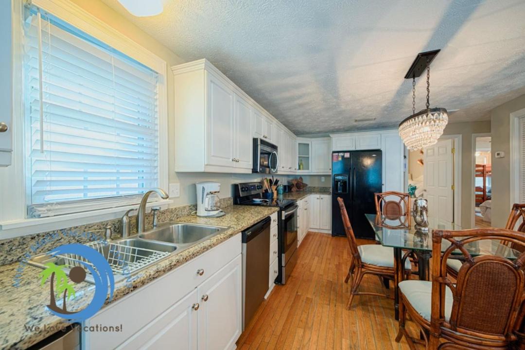 Photo of Kitchen in Cherry Grove Beach