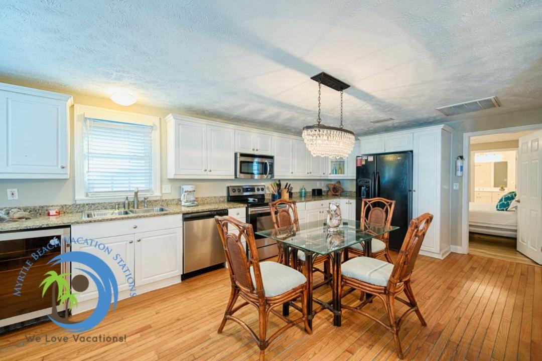 Photo of Kitchen in Cherry Grove Beach