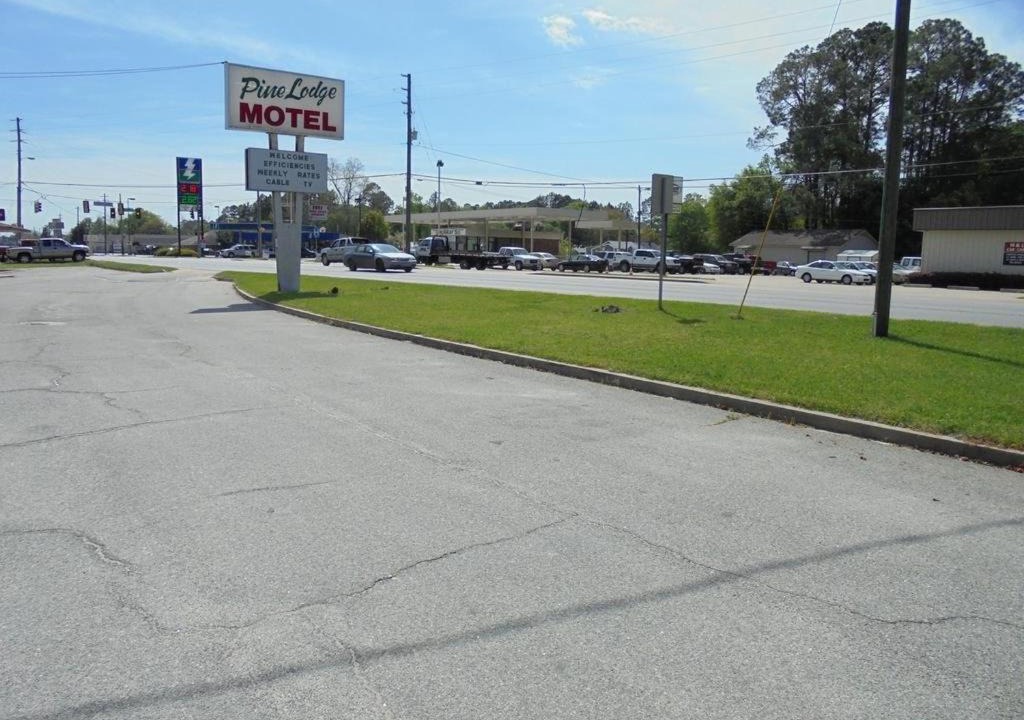 Photo of Others in Baxley