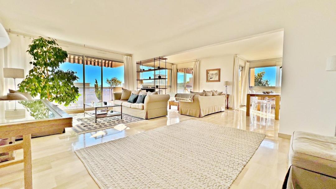 Photo of Others in Fabron