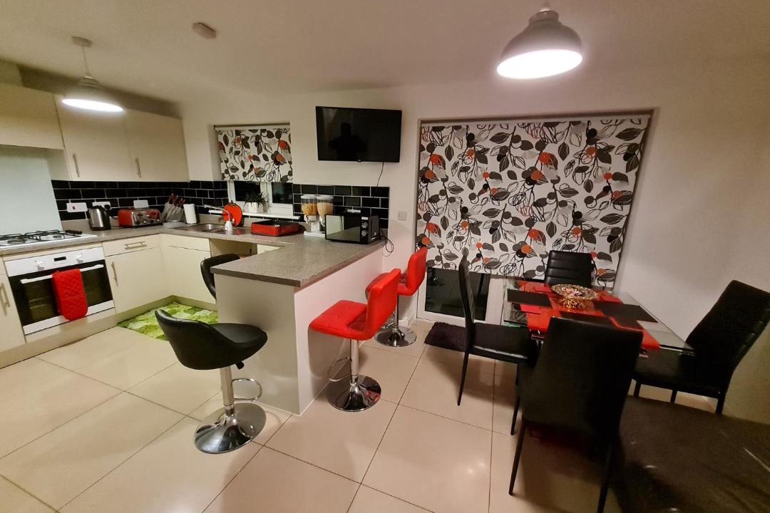 Photo of Livingroom in Sittingbourne