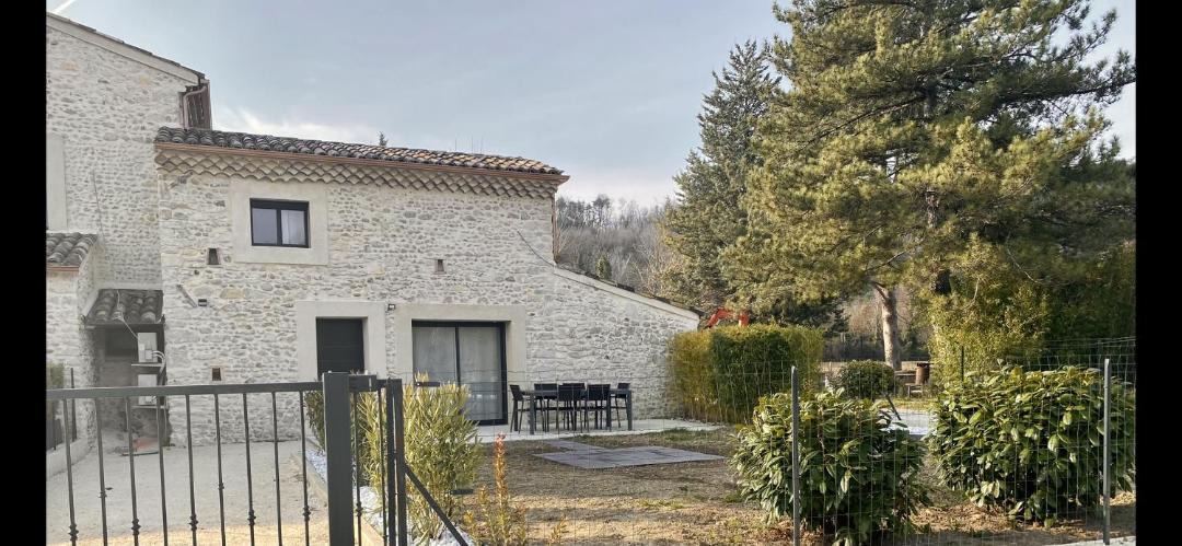 Photo of Buildings in Montelimar