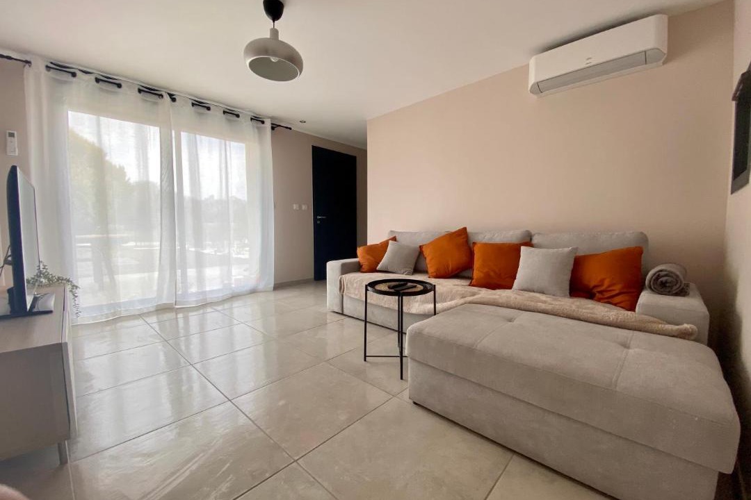 Photo of Livingroom in Montelimar