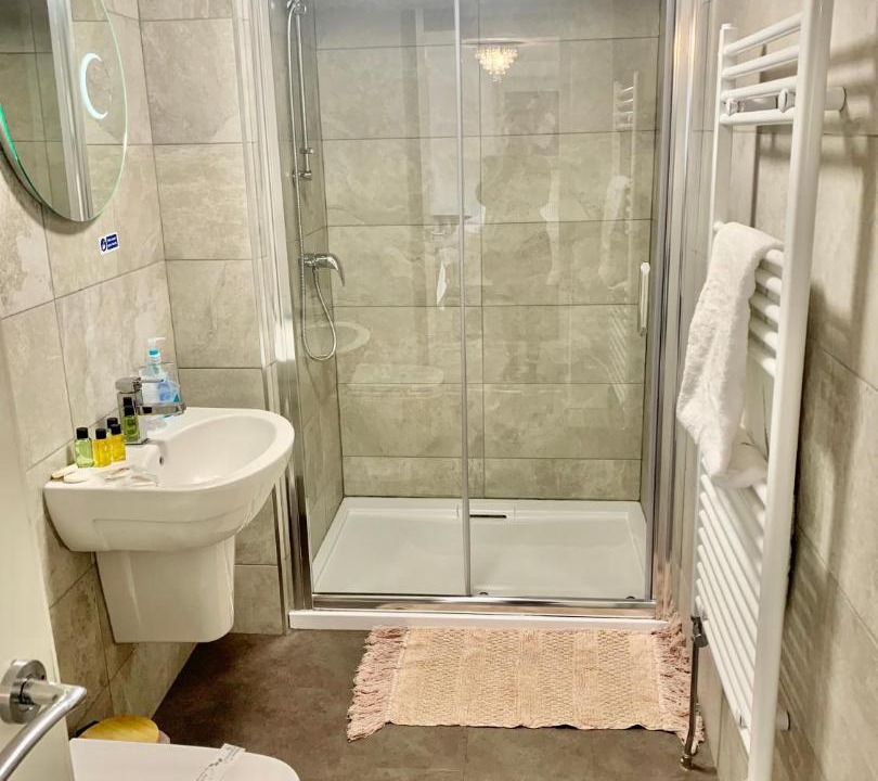 Photo of Bathroom in Lutterworth