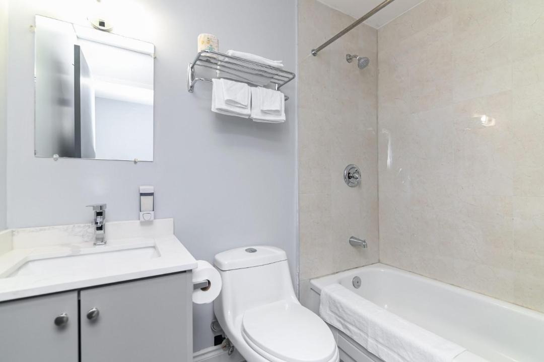 Photo of Bathroom in Cloyne