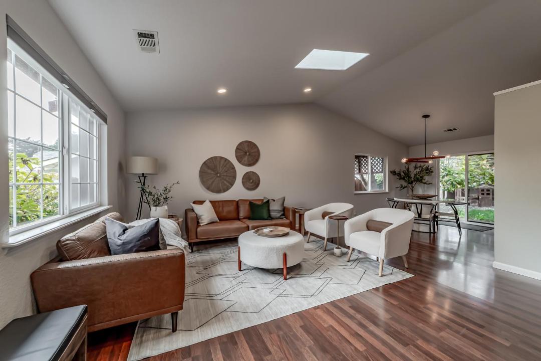 Photo of Livingroom in McKinleyville
