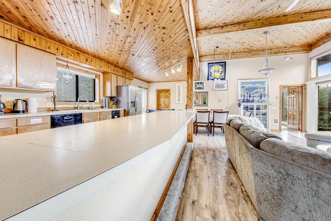 Photo of Kitchen in Klipsan Beach