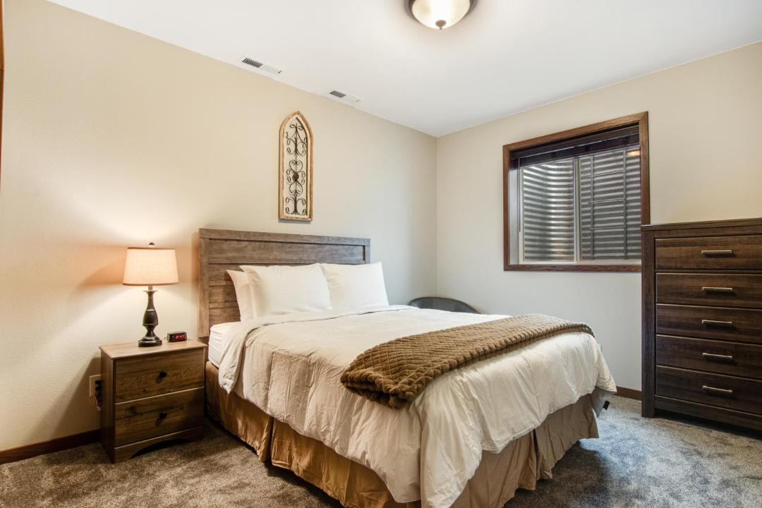 Photo of Bedroom in Arkdale