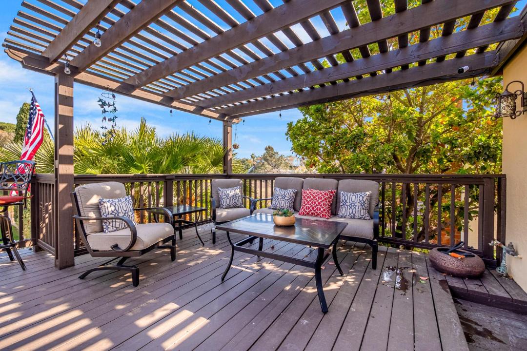 Photo of Patio Balcony in Bay Park