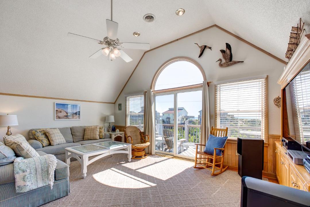 Photo of Livingroom in Avon
