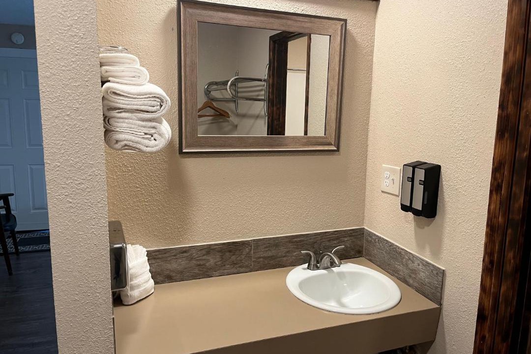 Photo of Bathroom in Ilwaco