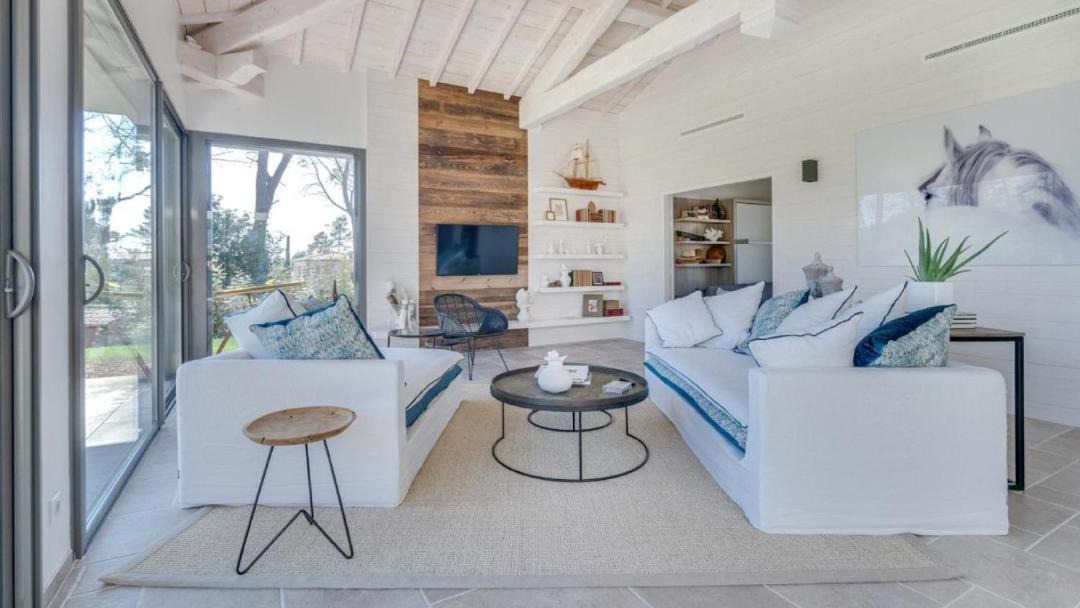 Photo of Livingroom in Magalas
