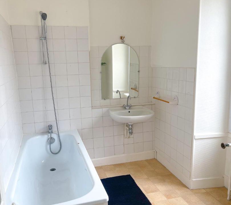 Photo of Others in Mer