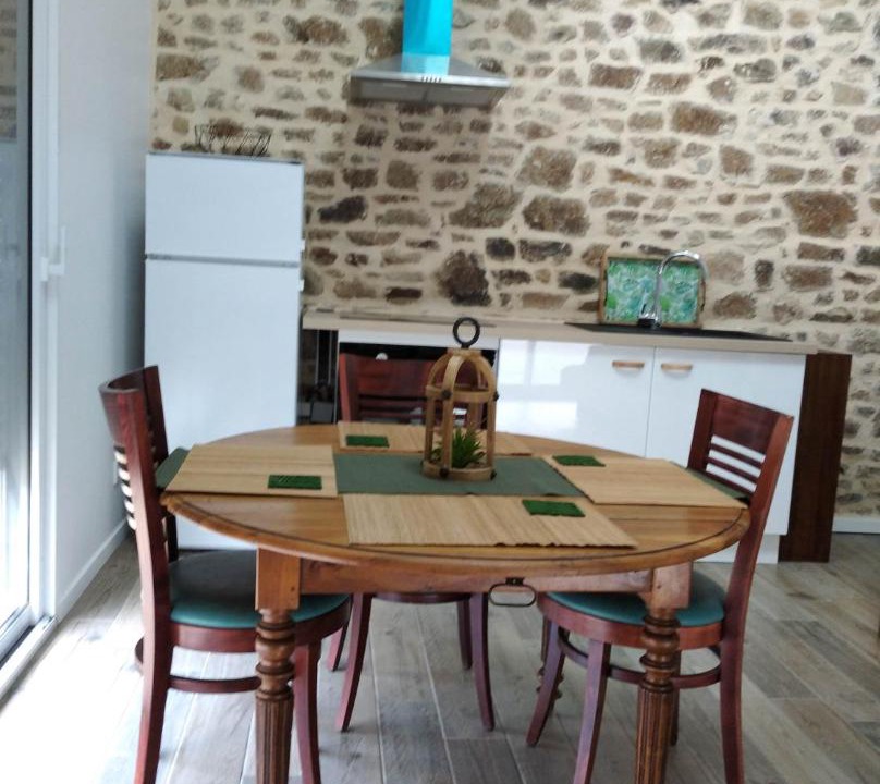 Photo of Others in Ernee