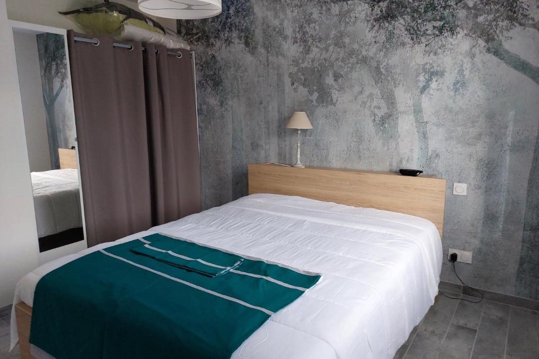 Photo of Others in Bonnat