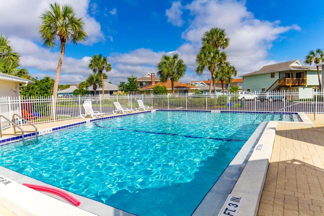 Photo of Others in Surfcrest Village