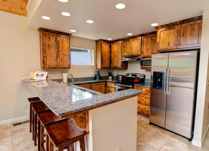Photo of Kitchen in Yosemite West