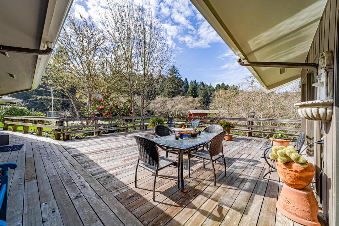 Photo of Patio Balcony in Jacoby Creek