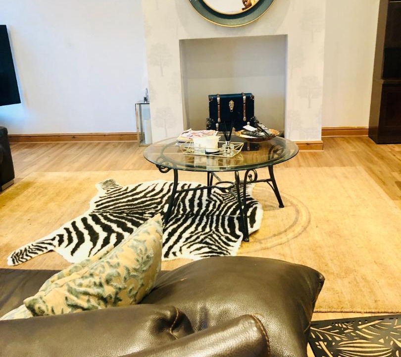 Photo of Livingroom in Tyldesley