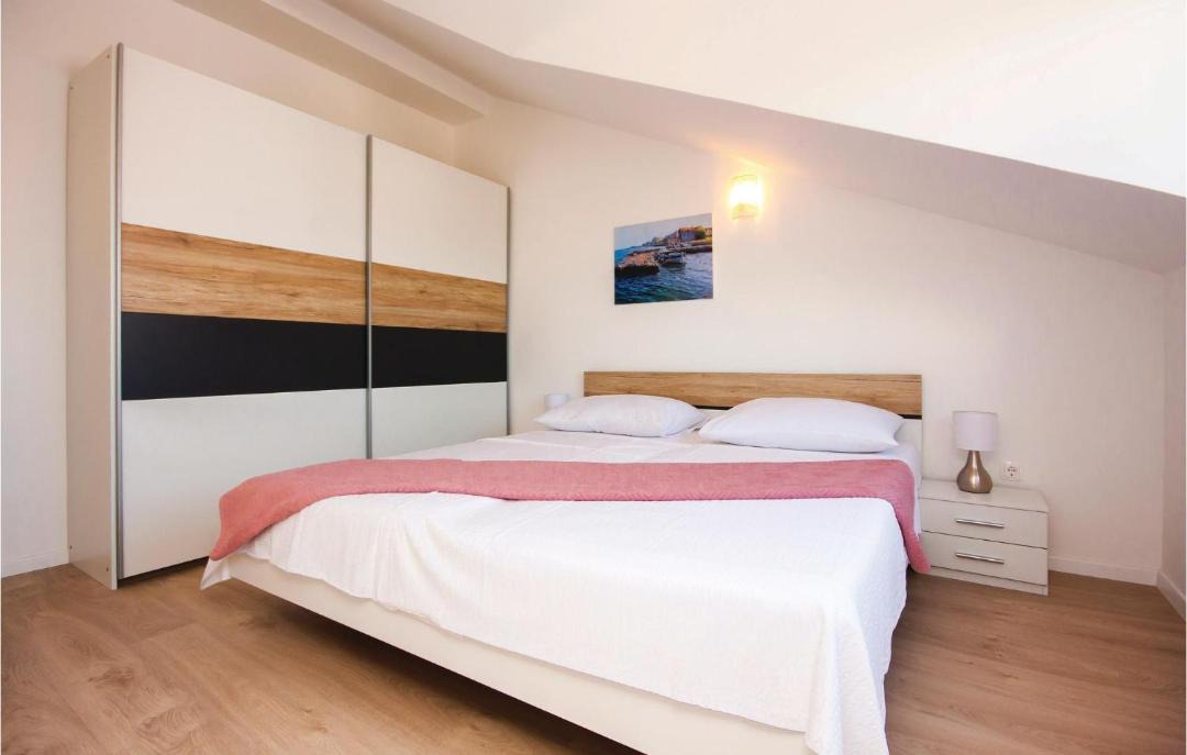 Photo of Bedroom in Tribunj
